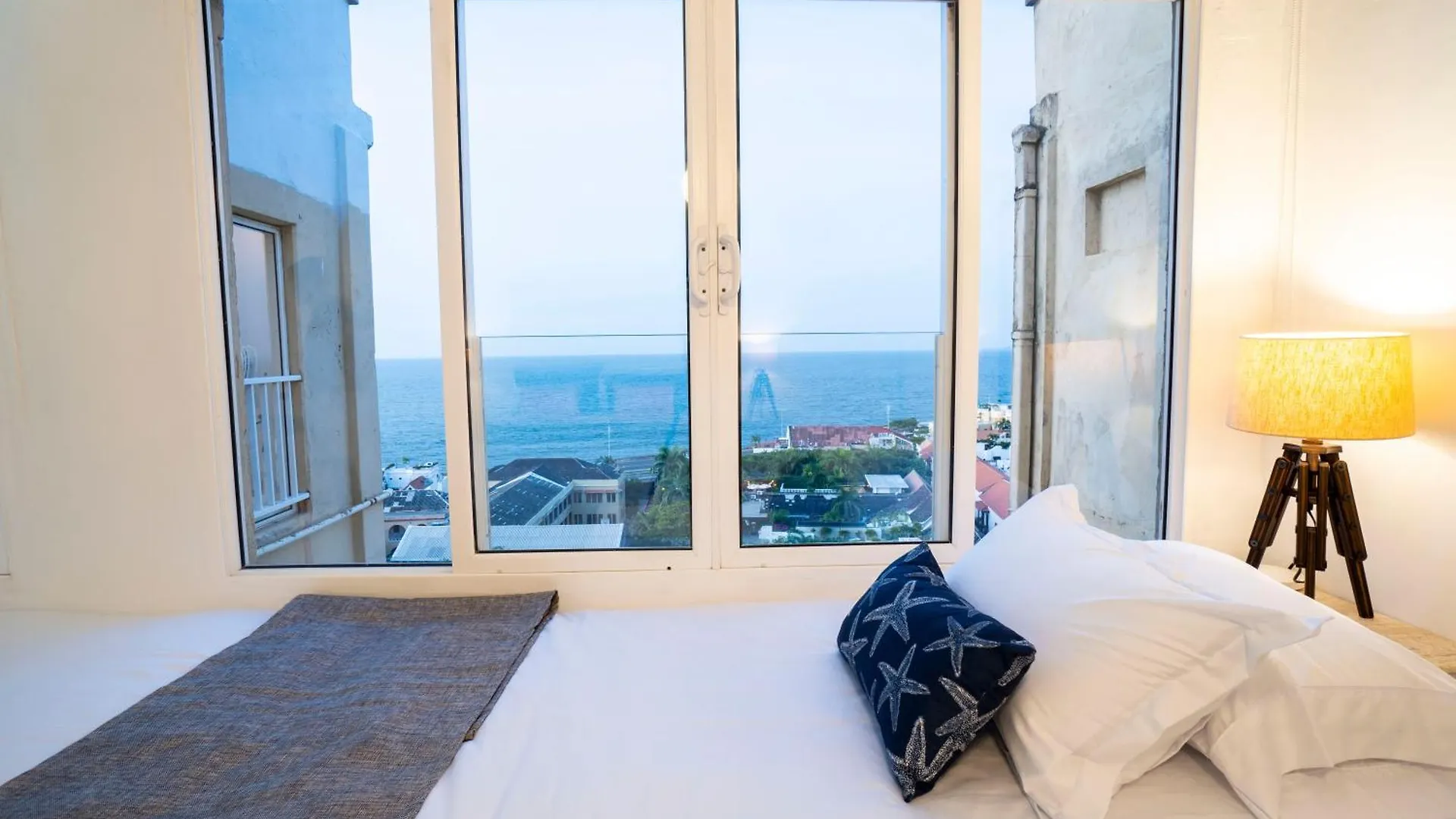 Ferienwohnung Renovated With Ocean View In Historic Center! Cartagena  0*,  Kolumbien